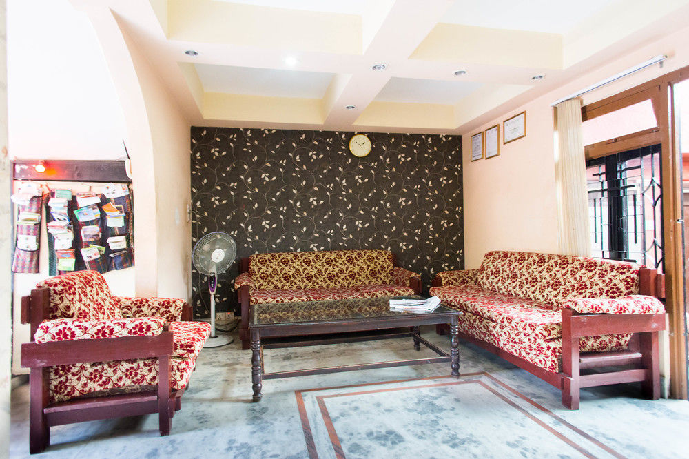 Hotel Lotus Buddha Inn Катманду Экстерьер фото